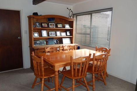 Photo of property in 28 Fairway Drive, Kerikeri, 0230