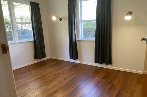 Photo of property in 28 Papakowhai Road, Papakowhai, Porirua, 5024