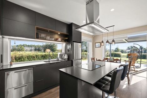 Photo of property in 32 Brookvale Lane, Taupaki, Henderson, 0782