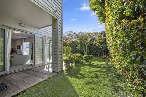 Photo of property in 2b Church Street, Devonport, Auckland, 0624