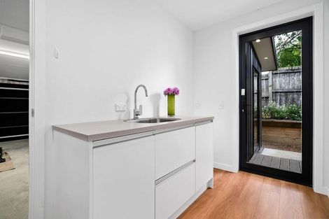 Photo of property in 137 Meadowstone Drive, Wanaka, 9305