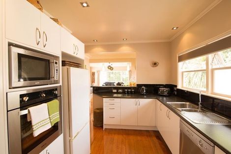 Photo of property in 4 Tomo Street, New Lynn, Auckland, 0600