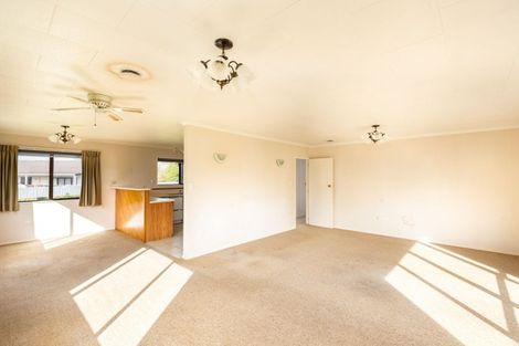 Photo of property in 2 Rangiora Place, Inglewood, 4330