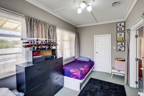 Photo of property in 71 Latham Street, Marewa, Napier, 4110