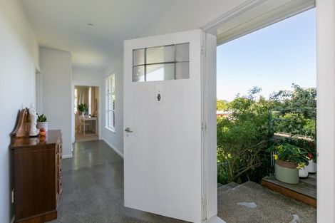 Photo of property in 6 Aotea Crescent, Havelock North, 4130