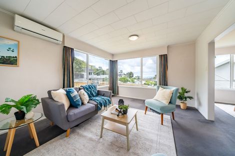 Photo of property in 10 Christchurch Crescent, Kelson, Lower Hutt, 5010