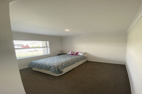 Photo of property in 126 Puhirake Crescent, Pyes Pa, Tauranga, 3112