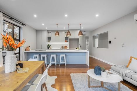 Photo of property in 102 Bassett Road, Remuera, Auckland, 1050