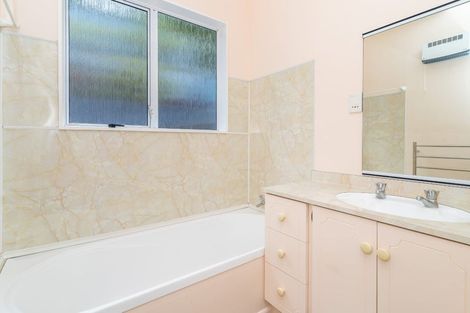 Photo of property in 20 Centennial Avenue, Helensburgh, Dunedin, 9010