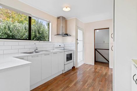 Photo of property in 76 Powrie Street, Glenfield, Auckland, 0629