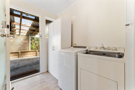 Photo of property in 50 Brightside Road, Stanmore Bay, Whangaparaoa, 0932