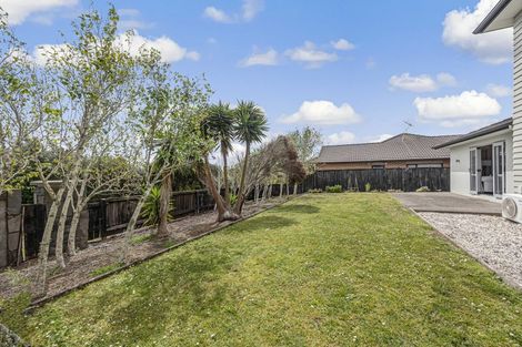 Photo of property in 8 Baverstock Road, Flat Bush, Auckland, 2016