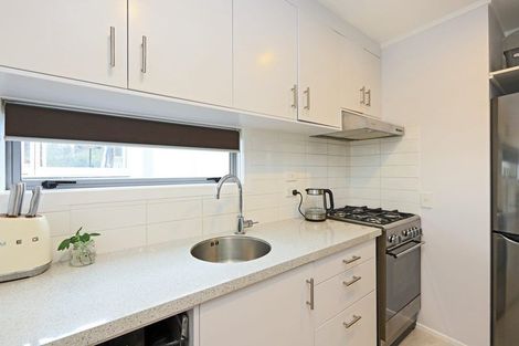 Photo of property in 1b Reynolds Road, Havelock North, 4130