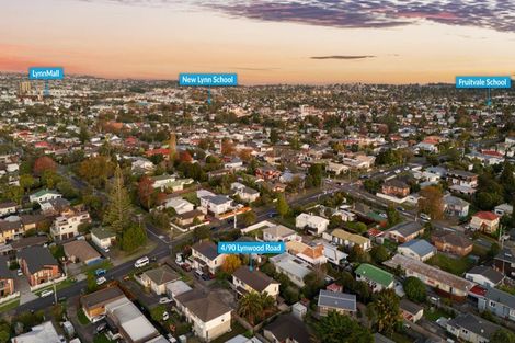 Photo of property in 4/90 Lynwood Road, New Lynn, Auckland, 0600