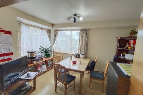 Photo of property in 4 Wittys Road, Avonhead, Christchurch, 8042