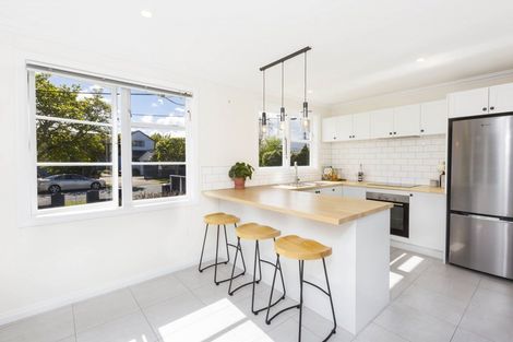 Photo of property in 16 Thackeray Street, Trentham, Upper Hutt, 5018