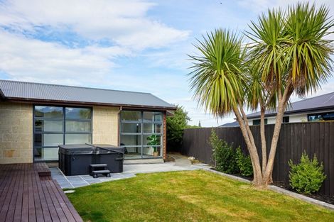 Photo of property in 11 Mcrae Gardens, Kaikoura Flat, Kaikoura, 7371