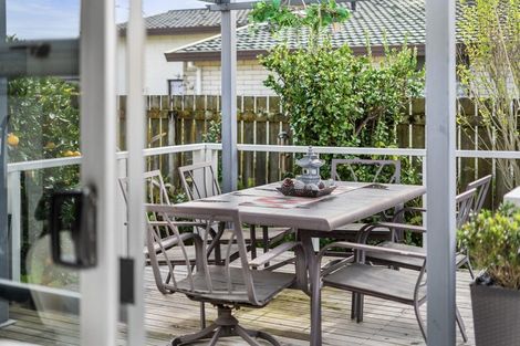 Photo of property in 25a Riverside Road, Orewa, 0931