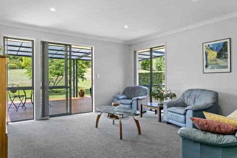 Photo of property in 18 Loch Views Road, Acacia Bay, Taupo, 3385