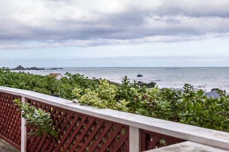 Photo of property in 5 Mangatoetoe Grove, Cape Palliser, Pirinoa, 5772