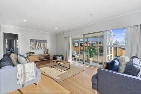 Photo of property in 53 Cecil Street, St Andrews, Hamilton, 3200