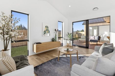 Photo of property in 5 Onyx Street, Albert Town, Wanaka, 9305