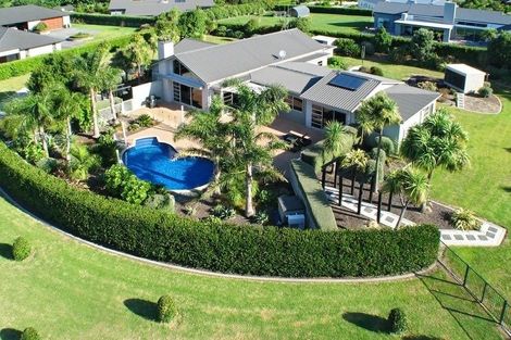 Photo of property in 39 Bradley Avenue, Pyes Pa, Tauranga, 3112