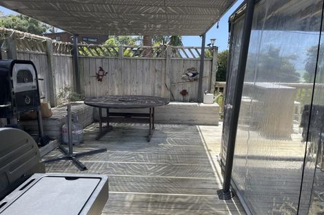 Photo of property in 54 Powells Road, Cable Bay, 0420