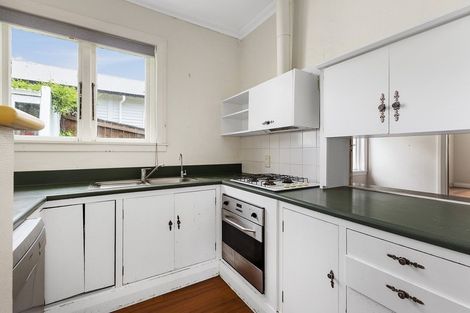 Photo of property in 343 Karori Road, Karori, Wellington, 6012