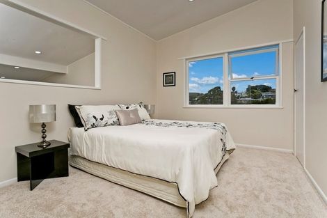Photo of property in 21 Cassino Street, Bayswater, Auckland, 0622