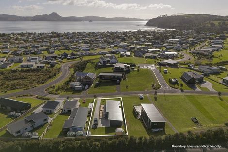 Photo of property in 8 Fred Harsant Drive, Cooks Beach, 3591