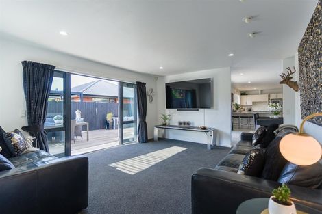 Photo of property in 26a Crofton Road, Harewood, Christchurch, 8051