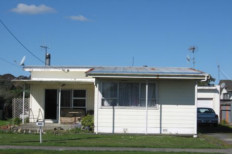 Photo of property in 102 Hakanoa Street, Huntly, 3700