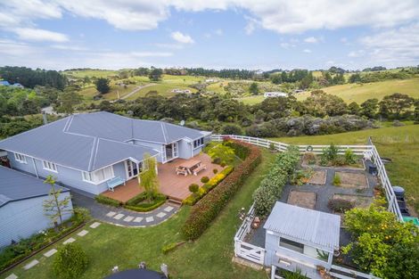 Photo of property in 9 Cory Road, Kaukapakapa, 0873