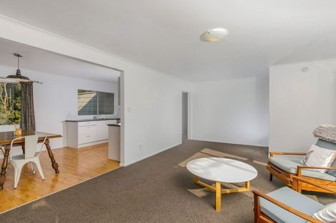 Photo of property in 9 Blacks Road, Greenhithe, Auckland, 0632