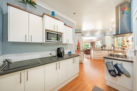 Photo of property in 59 Manuka Street, Stokes Valley, Lower Hutt, 5019