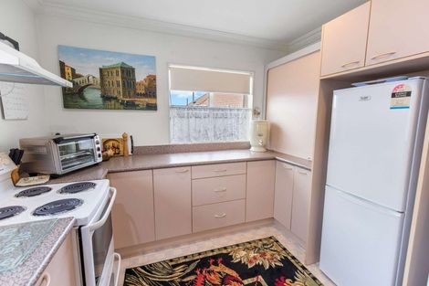 Photo of property in 61 Winchester Street, Levin, 5510