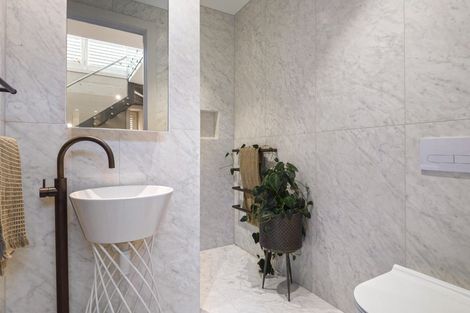 Photo of property in 62 St Marys Road, Saint Marys Bay, Auckland, 1011