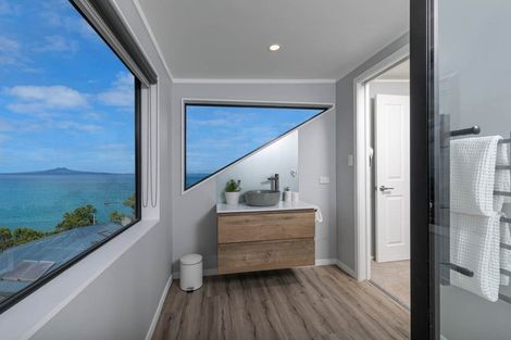 Photo of property in 15 East Avenue, Manly, Whangaparaoa, 0930