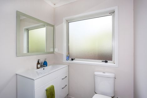 Photo of property in 7 Volante Avenue, Wattle Downs, Auckland, 2103