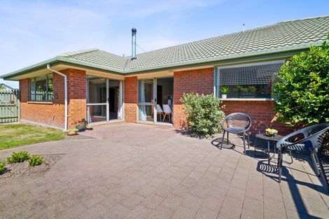 Photo of property in 10 Mull Place, Broomfield, Christchurch, 8042