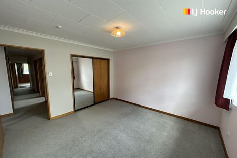 Photo of property in 30 Walton Park Avenue, Fairfield, Dunedin, 9018