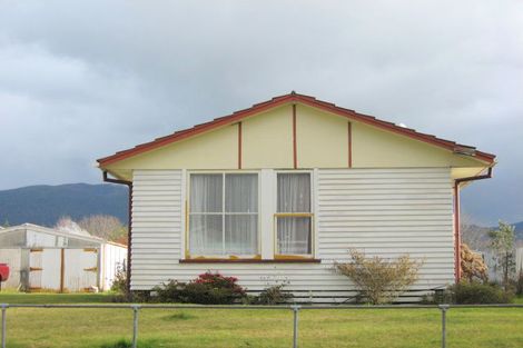 Photo of property in 5 Paehoro Grove, Turangi, 3334