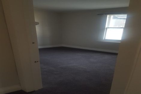 Photo of property in 1/1b Birkenhead Avenue, Birkenhead, Auckland, 0626