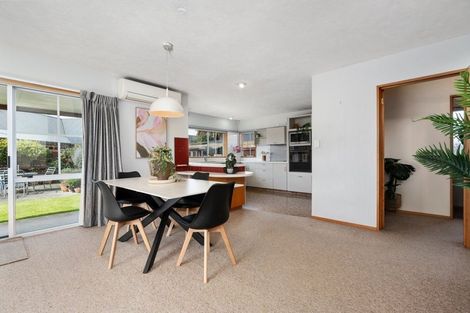 Photo of property in 32 Townshend Crescent, Halswell, Christchurch, 8025