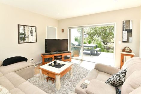 Photo of property in 5 Michelia Lane, Kaukapakapa, Helensville, 0875