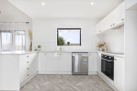 Photo of property in 4 Leyton Place, Nawton, Hamilton, 3200