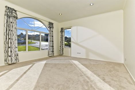 Photo of property in 16 Jezero Drive, Massey, Auckland, 0614