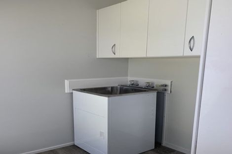 Photo of property in 50 Redlands Grove, Swanson, Auckland, 0612