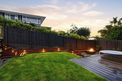 Photo of property in 5b Madeley Road, Mount Pleasant, Christchurch, 8081